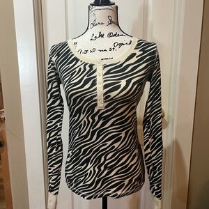 Zebra Print Long Sleeve T Shirt Large